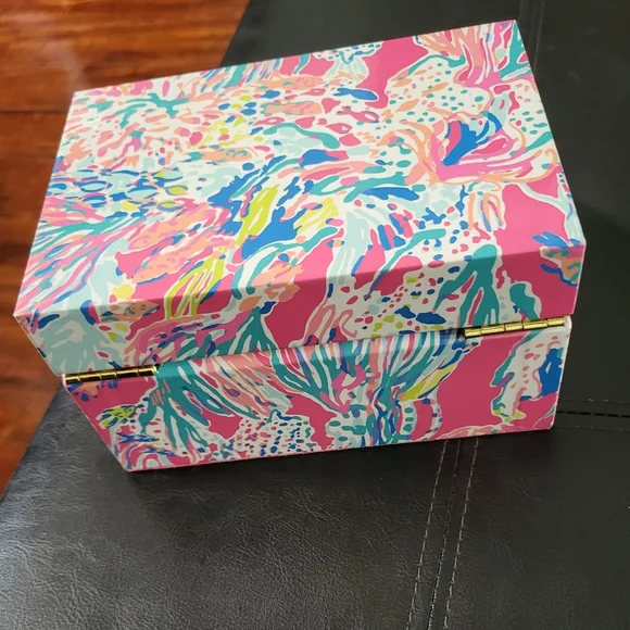Lilly Pulitzer Jewelry Box Dragonfruit Sunken Treasure Pattern Pink Turquoise - Picture 5 of 13